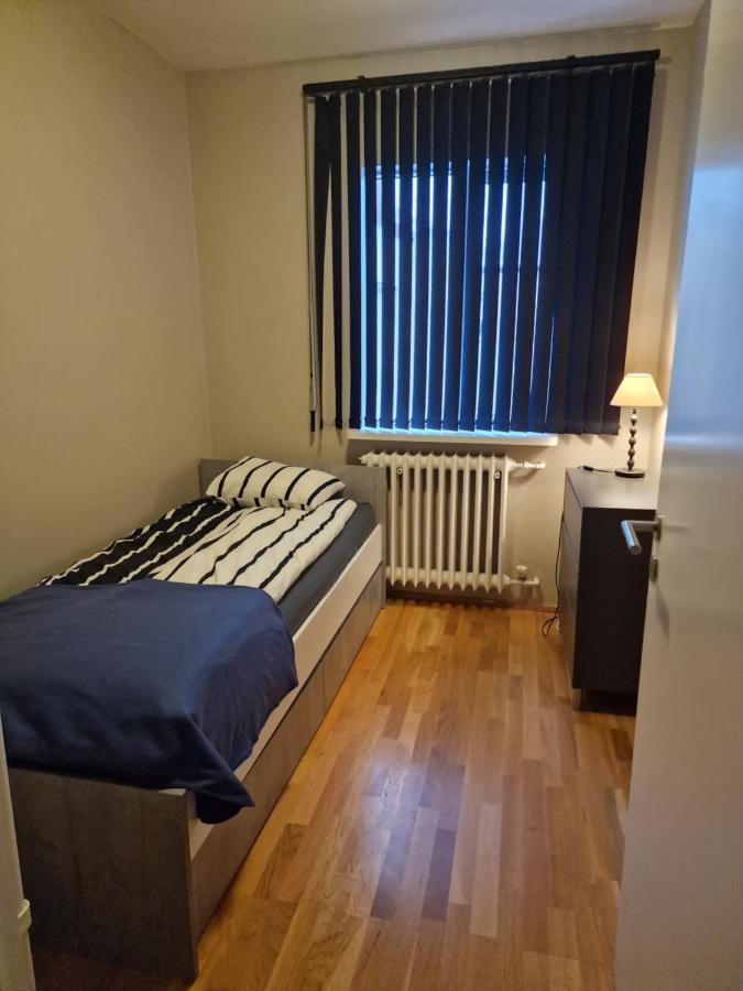 Sol - S12 Guesthouse Keflavík Buitenkant foto